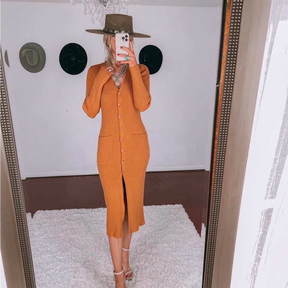 Elegant Orange Long Sleeve Knit Dress